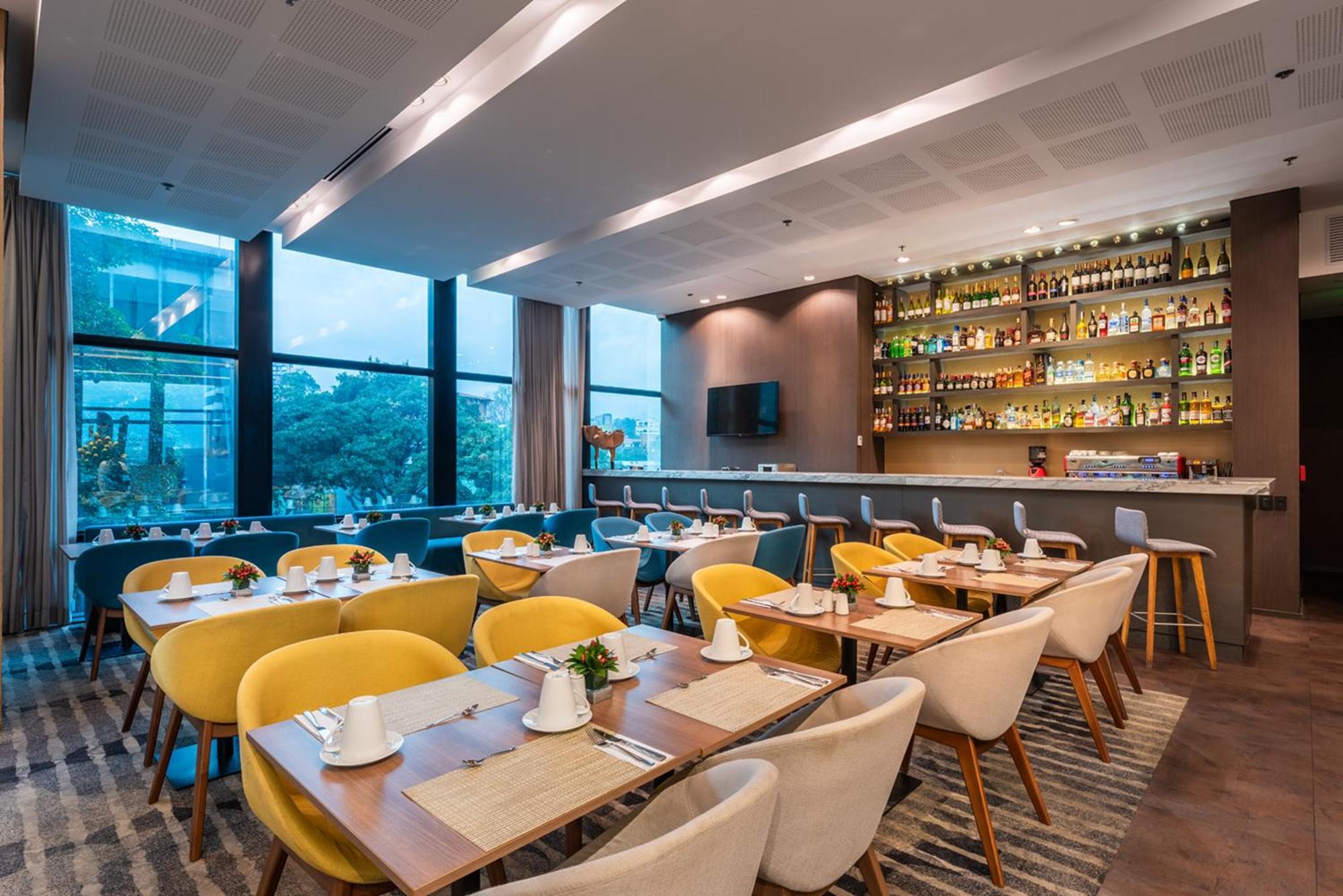 Hotel Estelar Square Medellín Dış mekan fotoğraf
